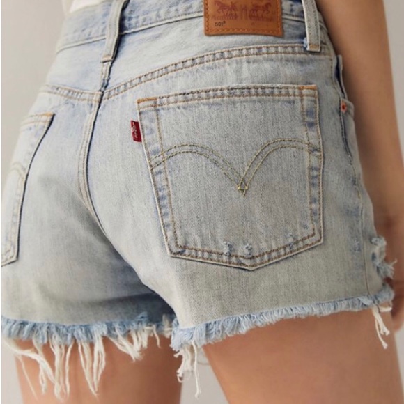 Levi's Pants - New Levi’s 501 Button fly distressed jean shorts